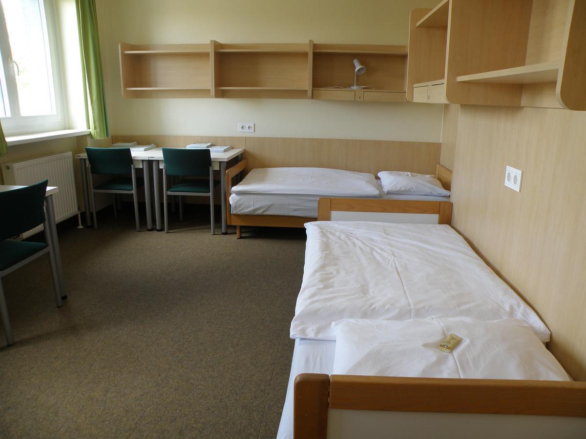 Hotel Sommerhaus Am Internats-Campus باد ليونفيلدن المظهر الخارجي الصورة